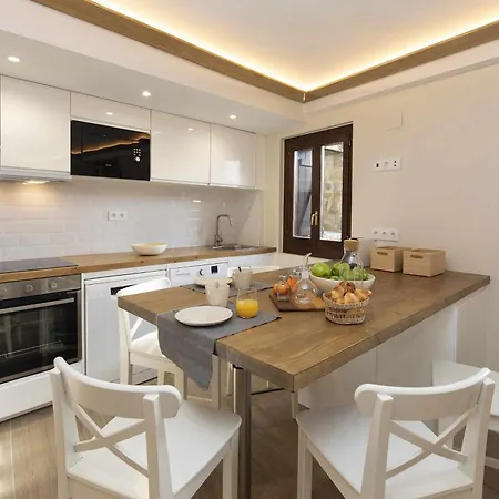 Casa Ikuspe By Bevalle * אל פואיו דה חאקה